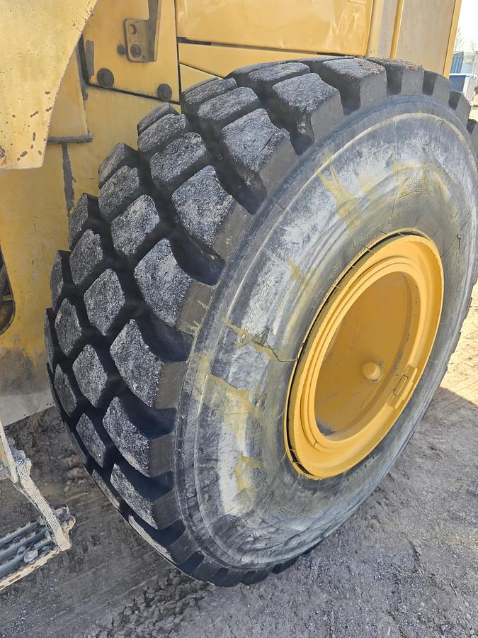 Used 2010 John Deere 644K Wheel Loader