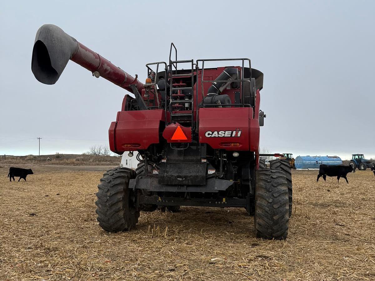 Used 2010 Case 8120 Combine w/ 4000 eng hrs