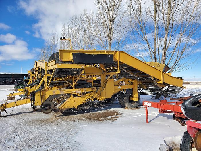 Used Double L 873 Potato Harvester