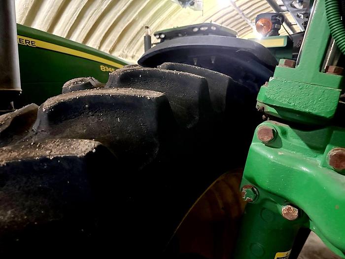 Used John Deere 4830 Sprayer w/ Aluminum Booms - 2400 hrs