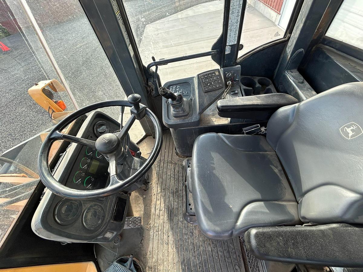 Used 2005 John Deere 544J Wheel Loader