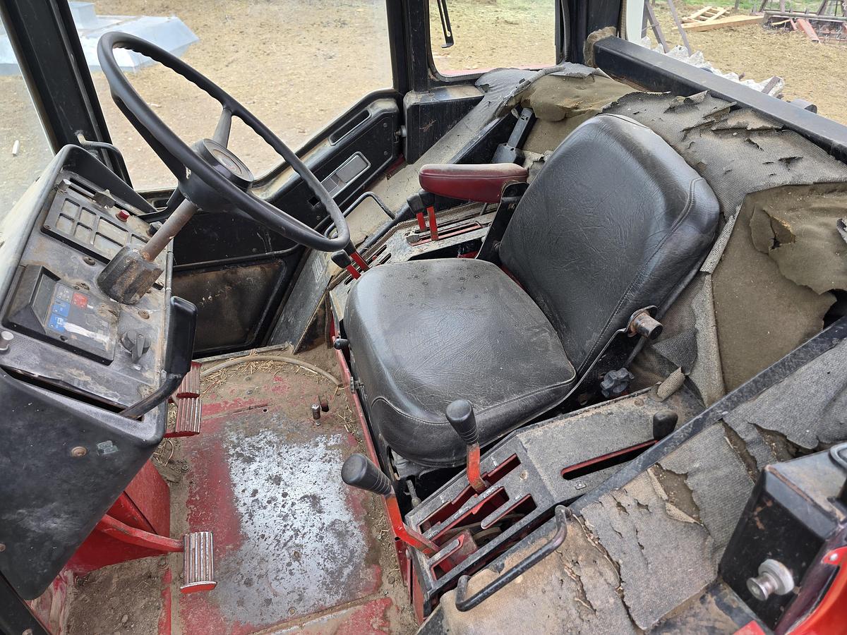 Used International 1486 Tractor w/ Loader