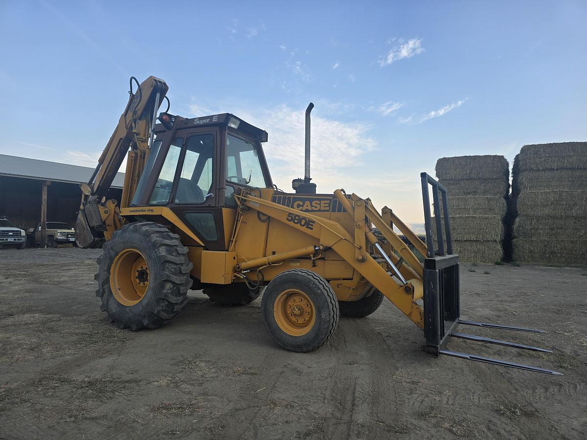 Used Case 580 Super E Backhoe