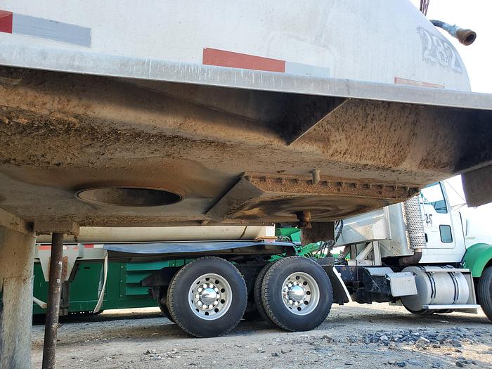 Used 1993 Beall 42 cyd Belly Dump Trailer