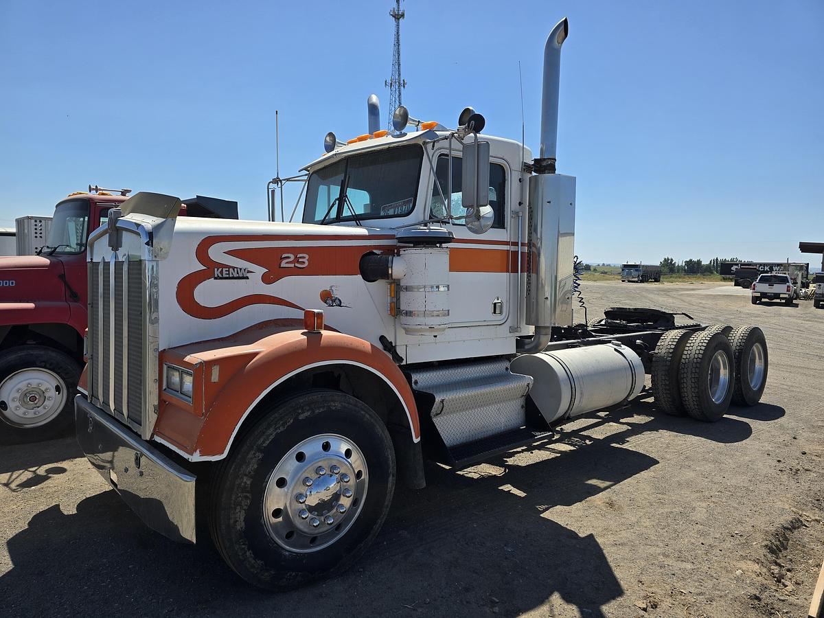 Used Kenworth W900 Truck
