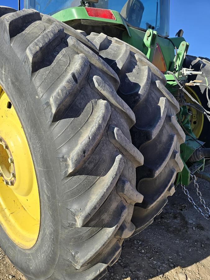 Used 1996 John Deere 8400 Tractor