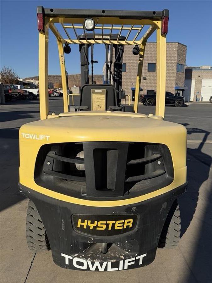 Used 2016 Hyster H90FT Forklift w/ 800 hrs