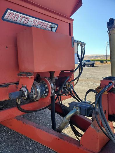 Used Roto-Mix 532-16 Manure Spreader