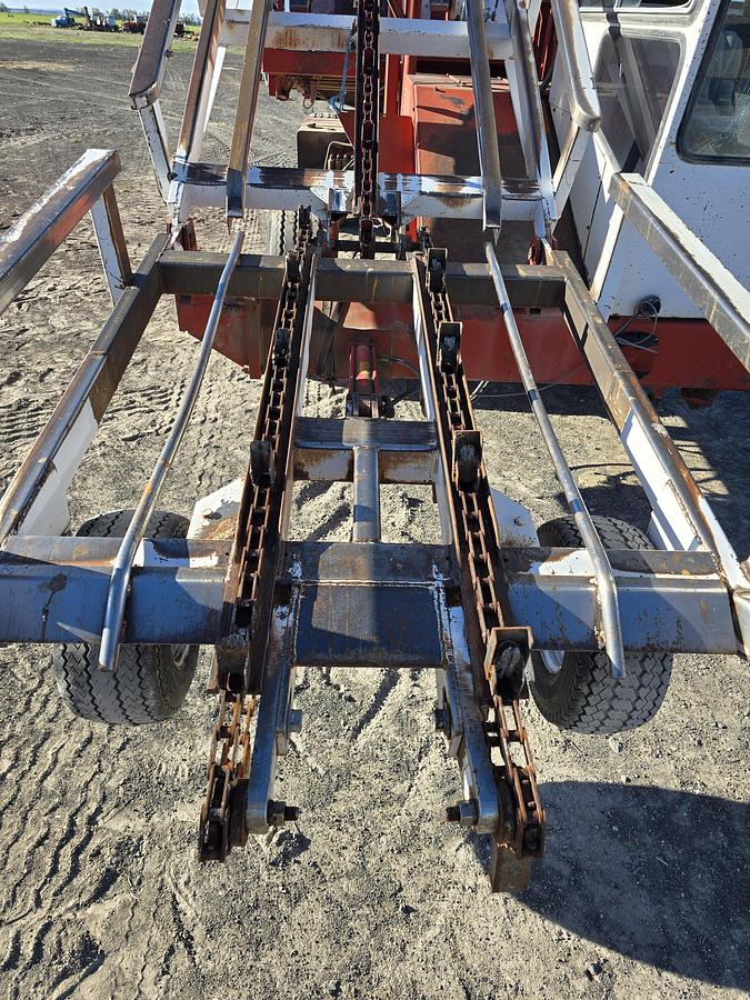 Used ** Going to Auction ** Freeman 5000 Bale Stacker