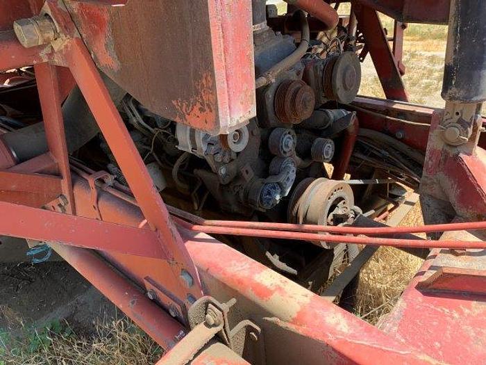 Used New Holland 1095 Bale wagon with Mil-Stak clamp