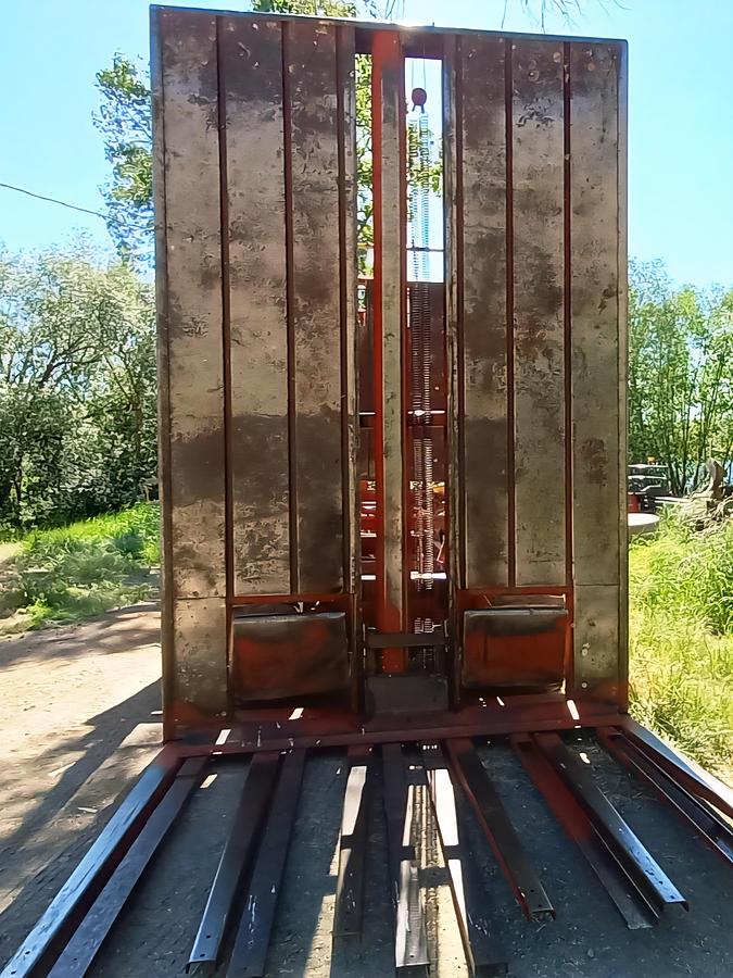 Used New Holland 1049 Balewagon