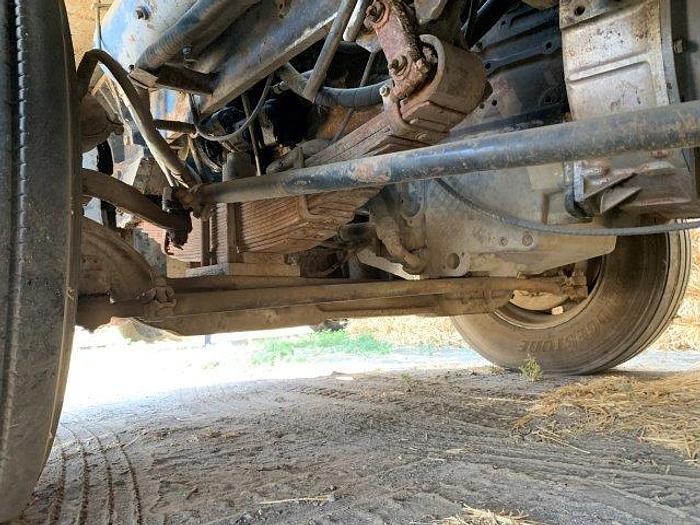 Used 1980 Hay Hog Hay Squeeze