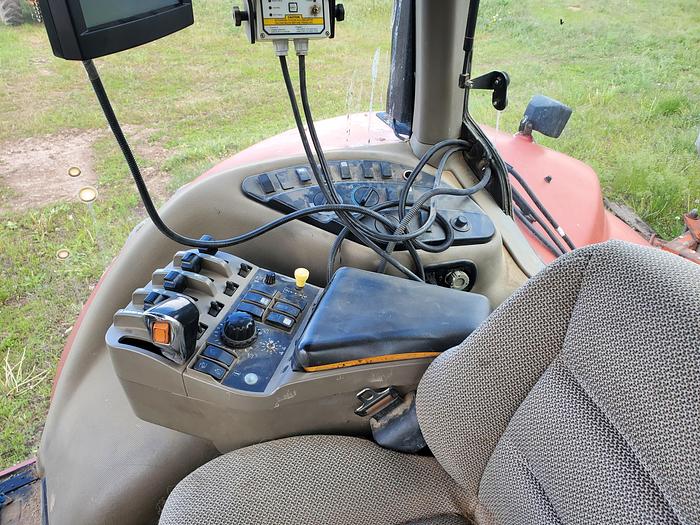 Used 2009 Case Magnum 275 Tractor