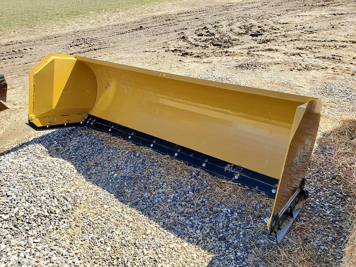 Used John Deere 250 Skid Steer w/ 4 Attachments