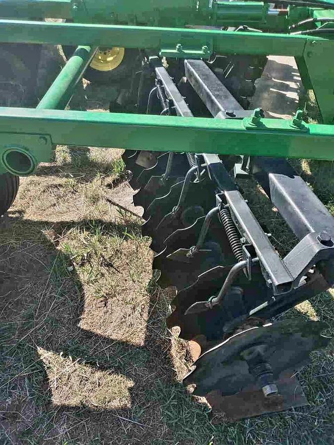 Used 15' John Deere 215 Tandem Disk