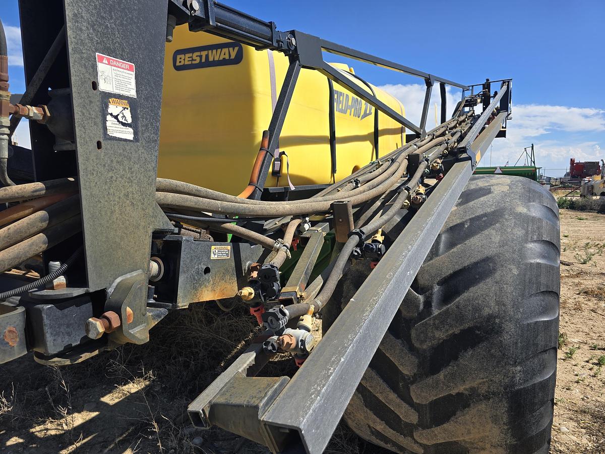 Used 80' BestWay 1000 Sprayer