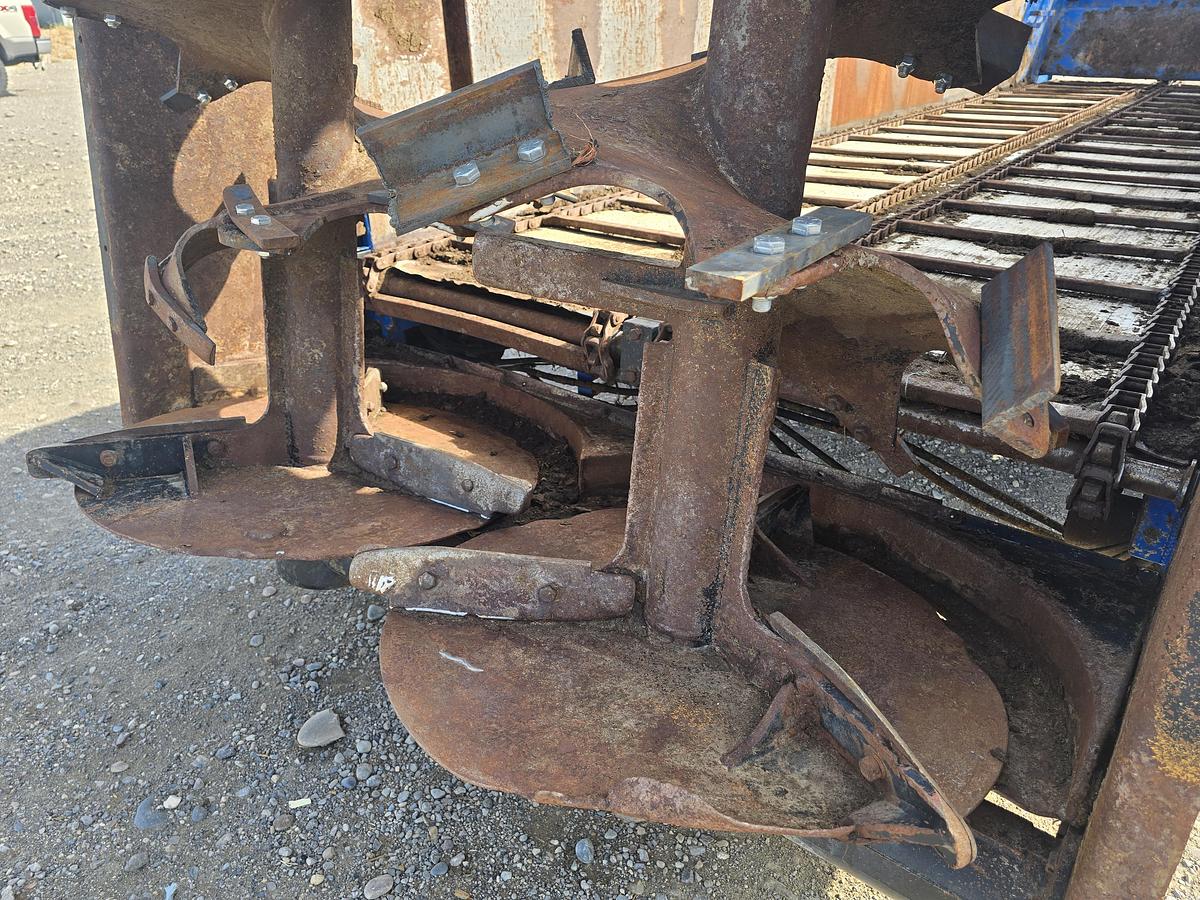Used 2021 Artex SBX800 Manure Spreader
