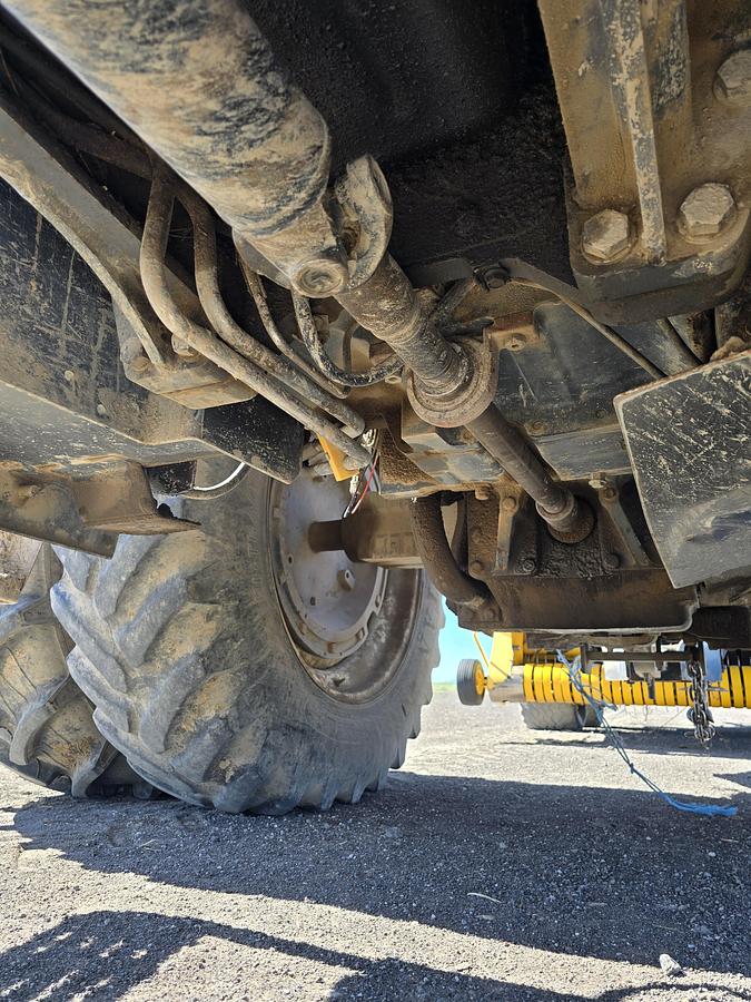 Used ** Going to Auction ** Ford Genesis 8970 Tractor