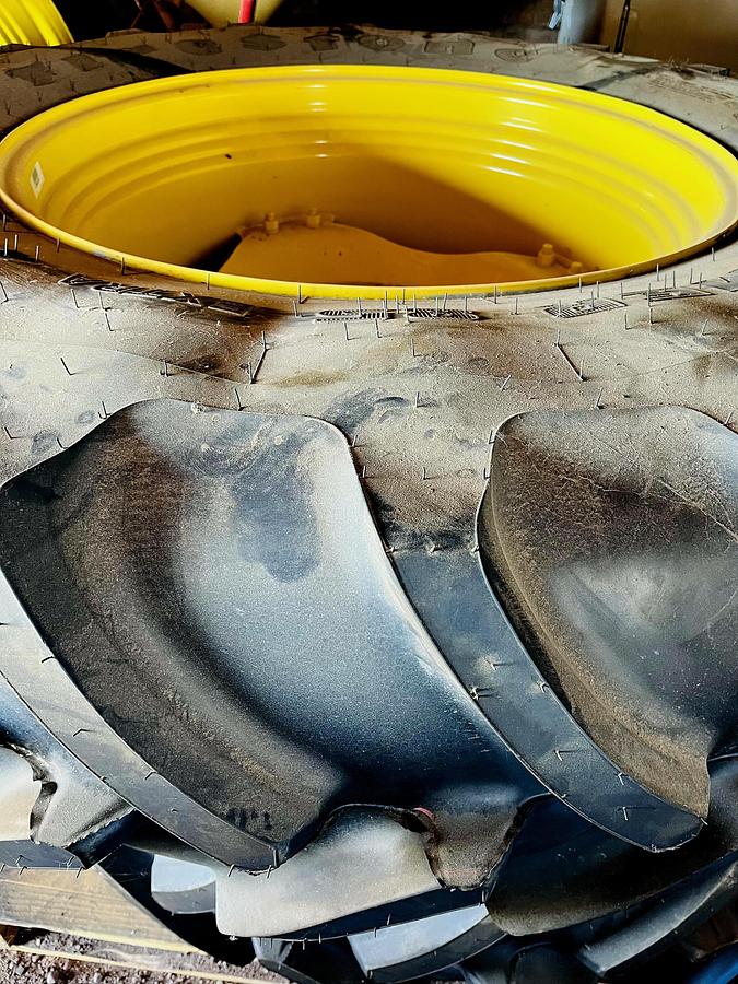 Used 2022 John Deere 5100M Tractor w/ 1100 hrs ** Loader Ready **