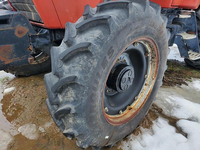 Used 1990 Case 7130 Tractor w/ 10000 hrs