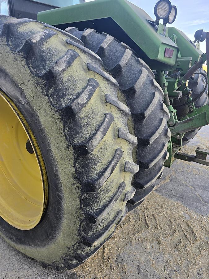 Used 1990 John Deere 8960 Tractor w/ Silage Blade