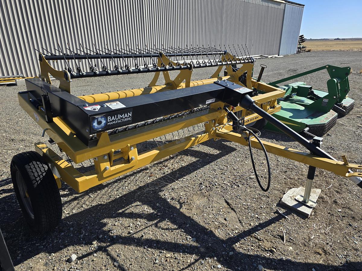 Used Bauman 5910 Hay Fluffer