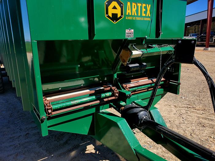Used 2022 Artex SBX800 Manure Spreader