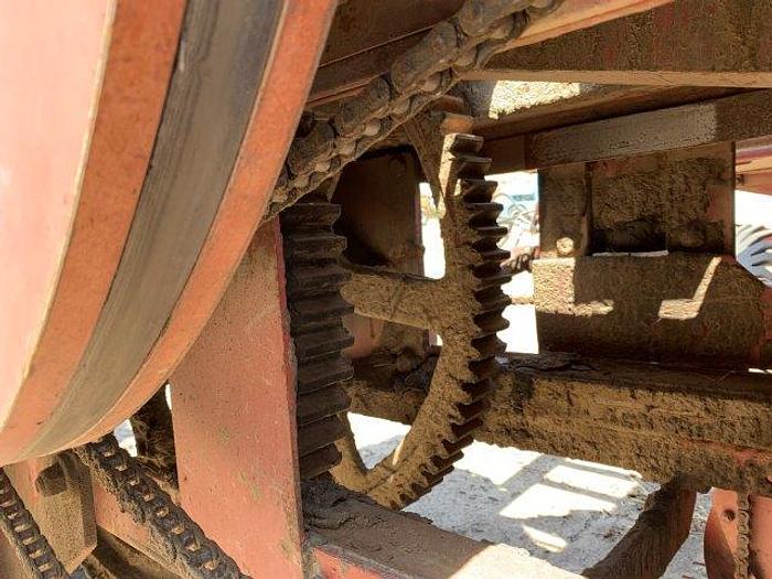 Used Freeman 370T 14X22 Chambered baler