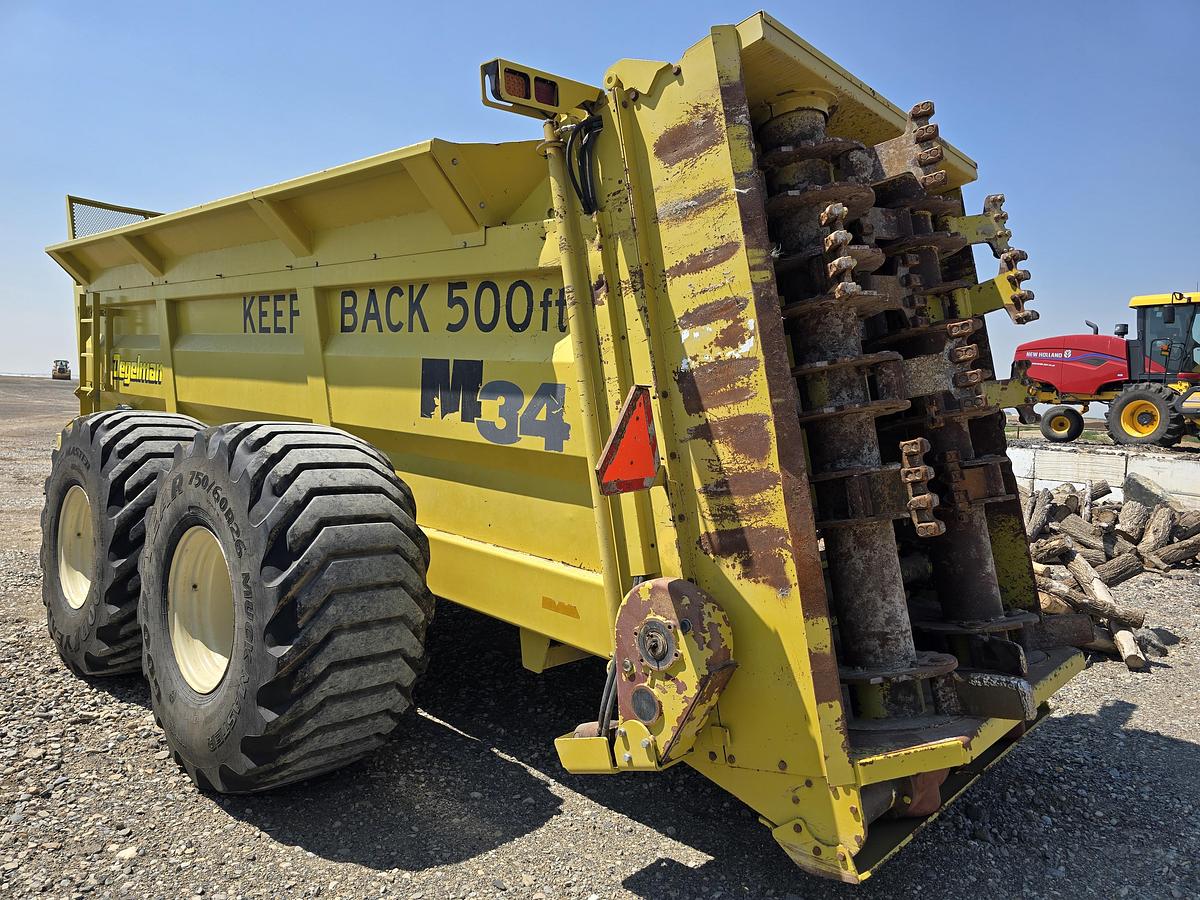 Used Degelman M34 Manure Spreader