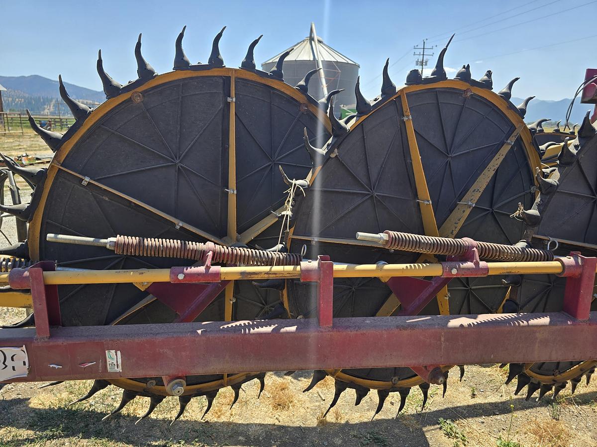 Used Darf 1017FDB Wheel Rake