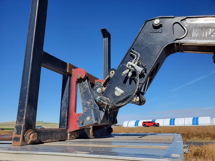 Used 2019 Caterpillar TH408D Telehandler