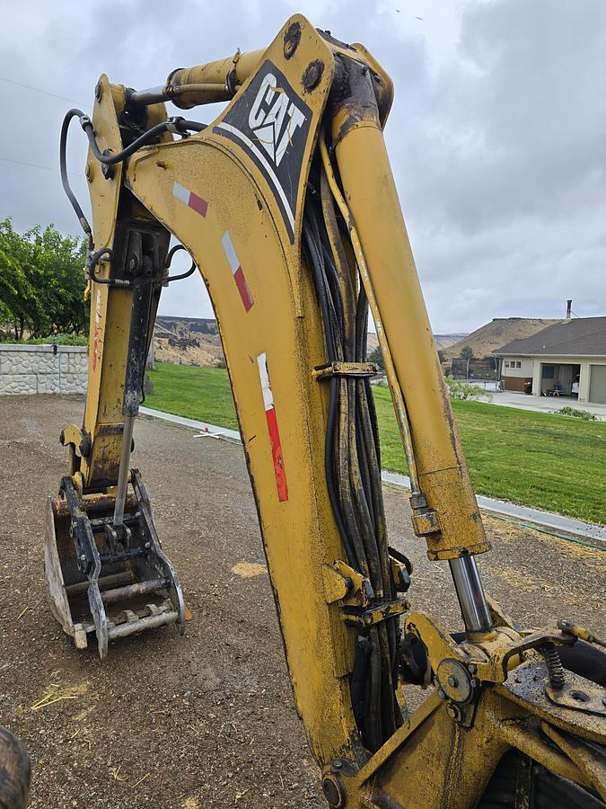 Used 1992 Caterpillar 416B Backhoe w/ Thumb