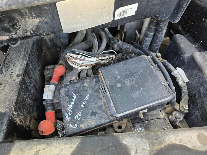 Used 2012 Massey Ferguson 8670 Tractor ** GOING TO AUCTION **