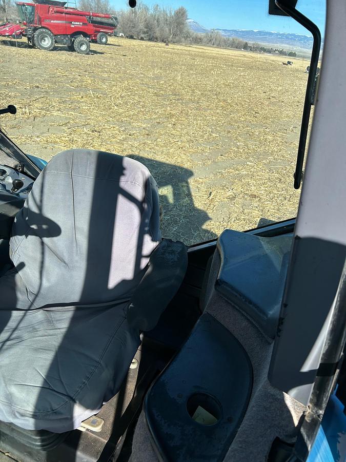 Used 1995 Ford / New Holland 8770 Tractor ** New Engine **