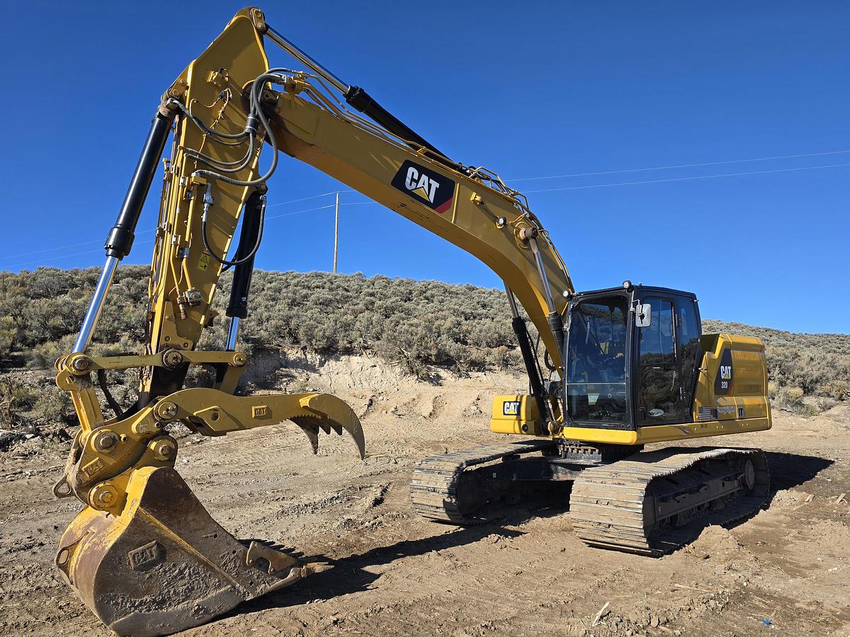 Used 2018 Caterpillar 320 Excavator w/ Thumb