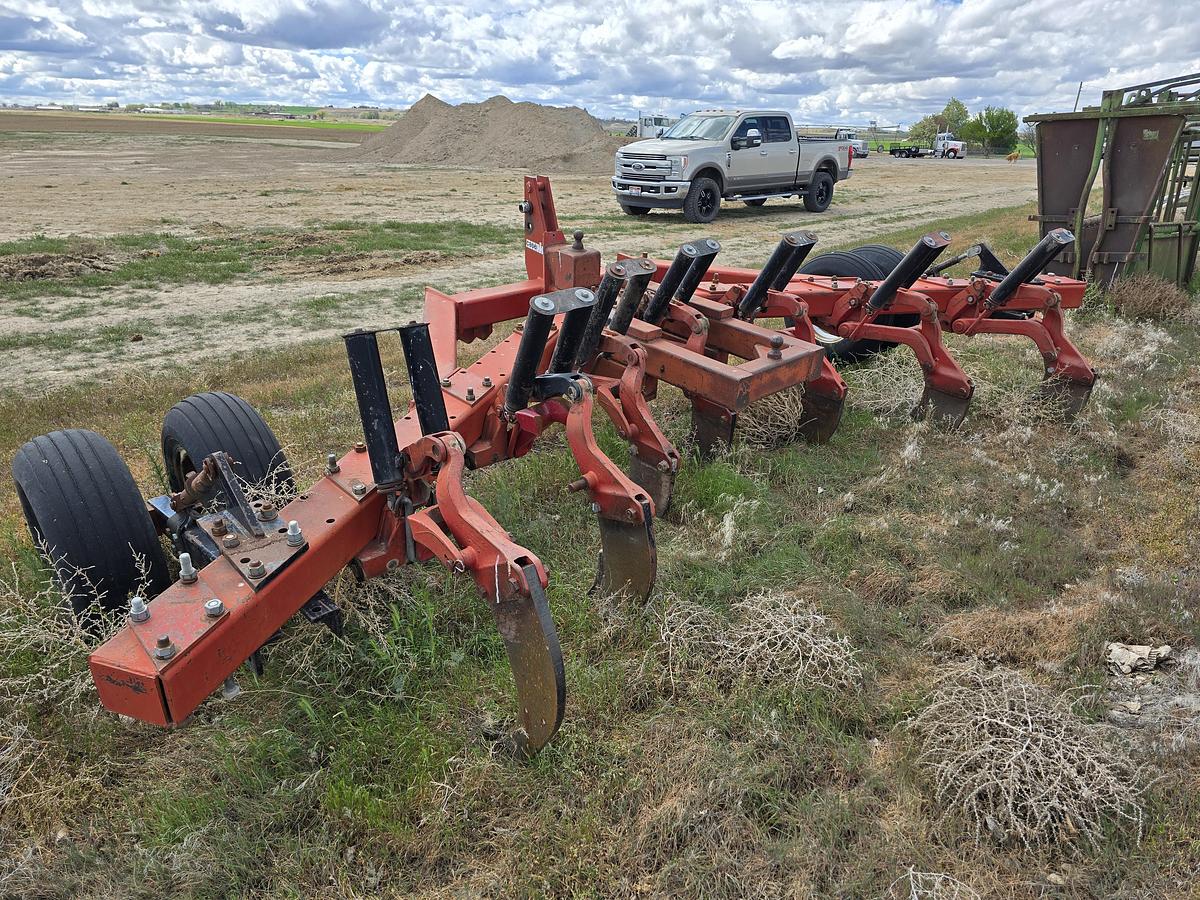 Used Case 10 Ripper - 7 Shank