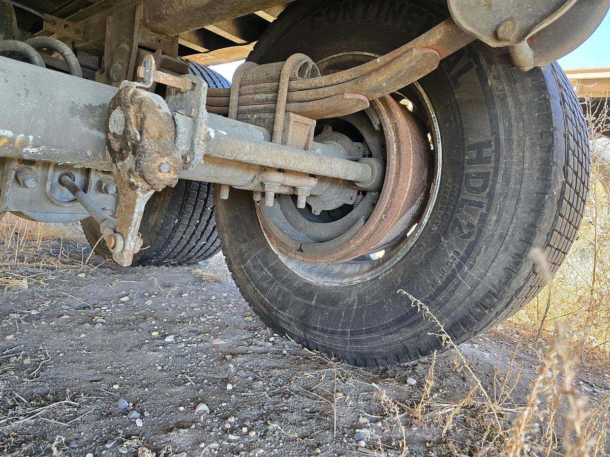 Used 53' Wabash Dry Van Trailer