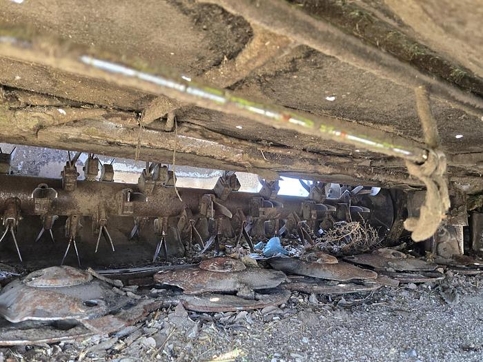 Used 26' Claas Disco 8550AS Triple Mower