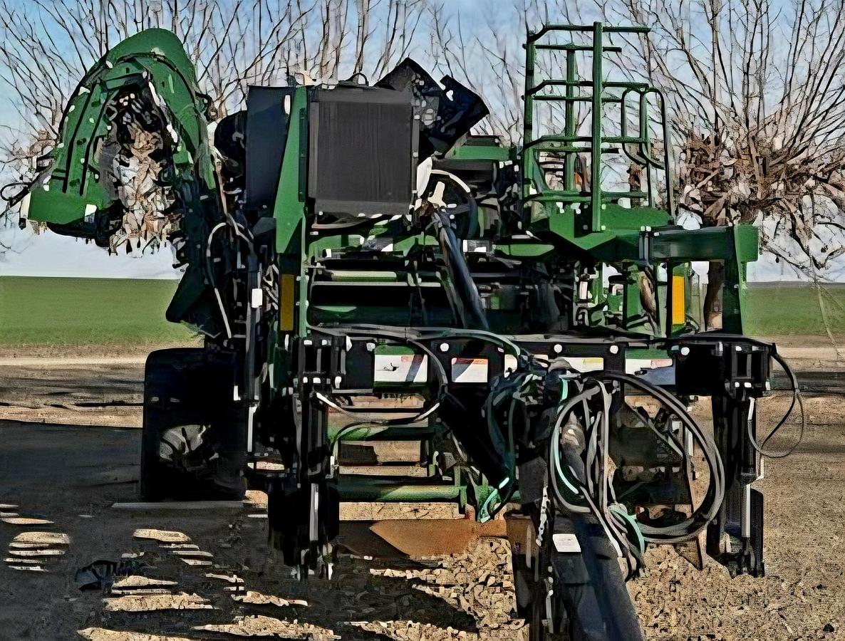 Used Lockwood 672 Potato Harvester - 2 Row