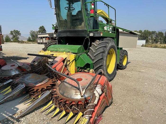Used John Deere 6810 Forage Harvester w/ Rotary Header