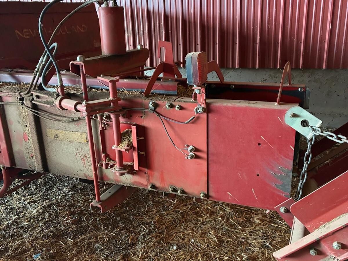 Used 2003 New Holland 580 Baler