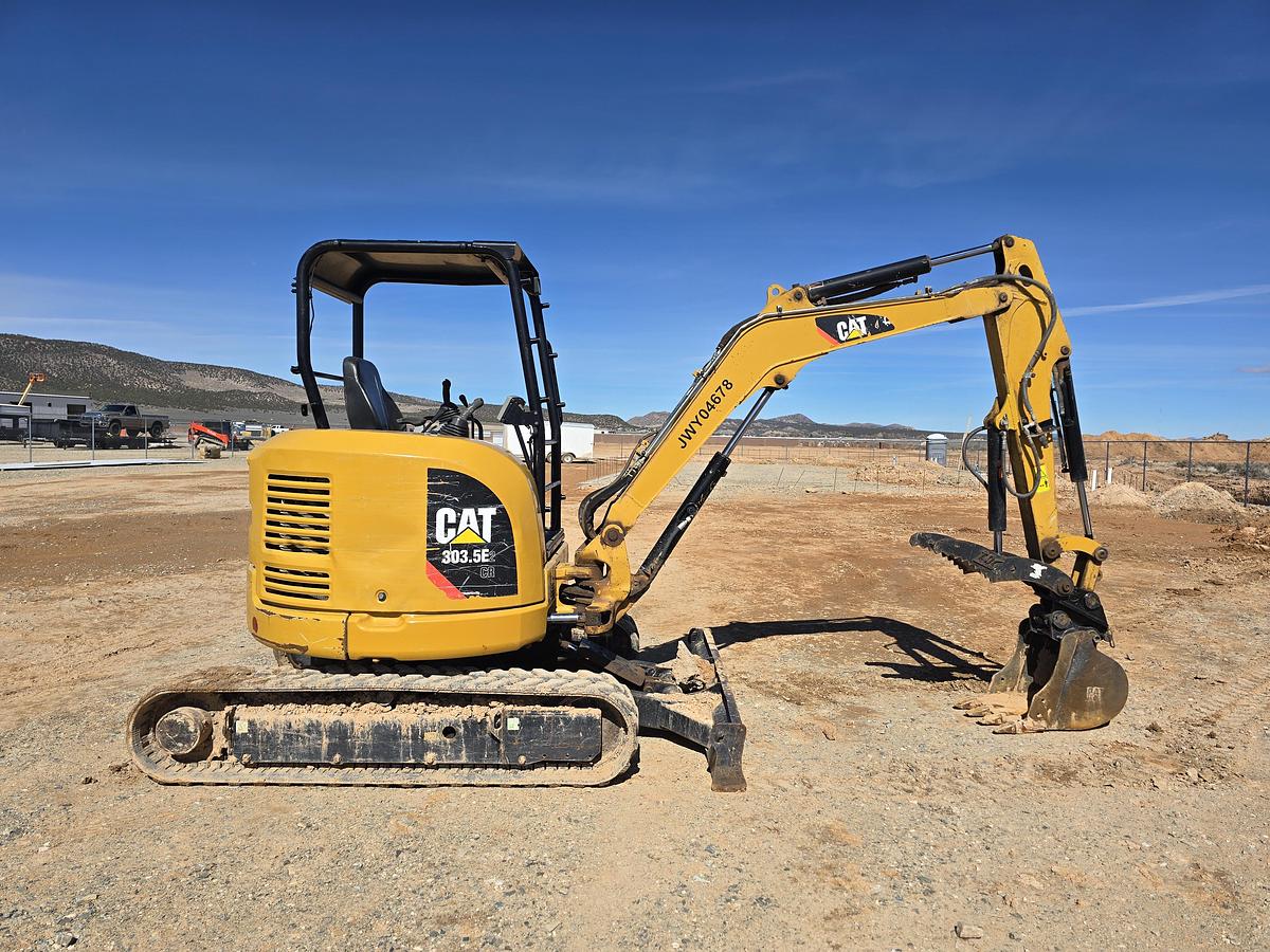 Used 2018 Caterpillar 303.5E2 Mini-Excavator