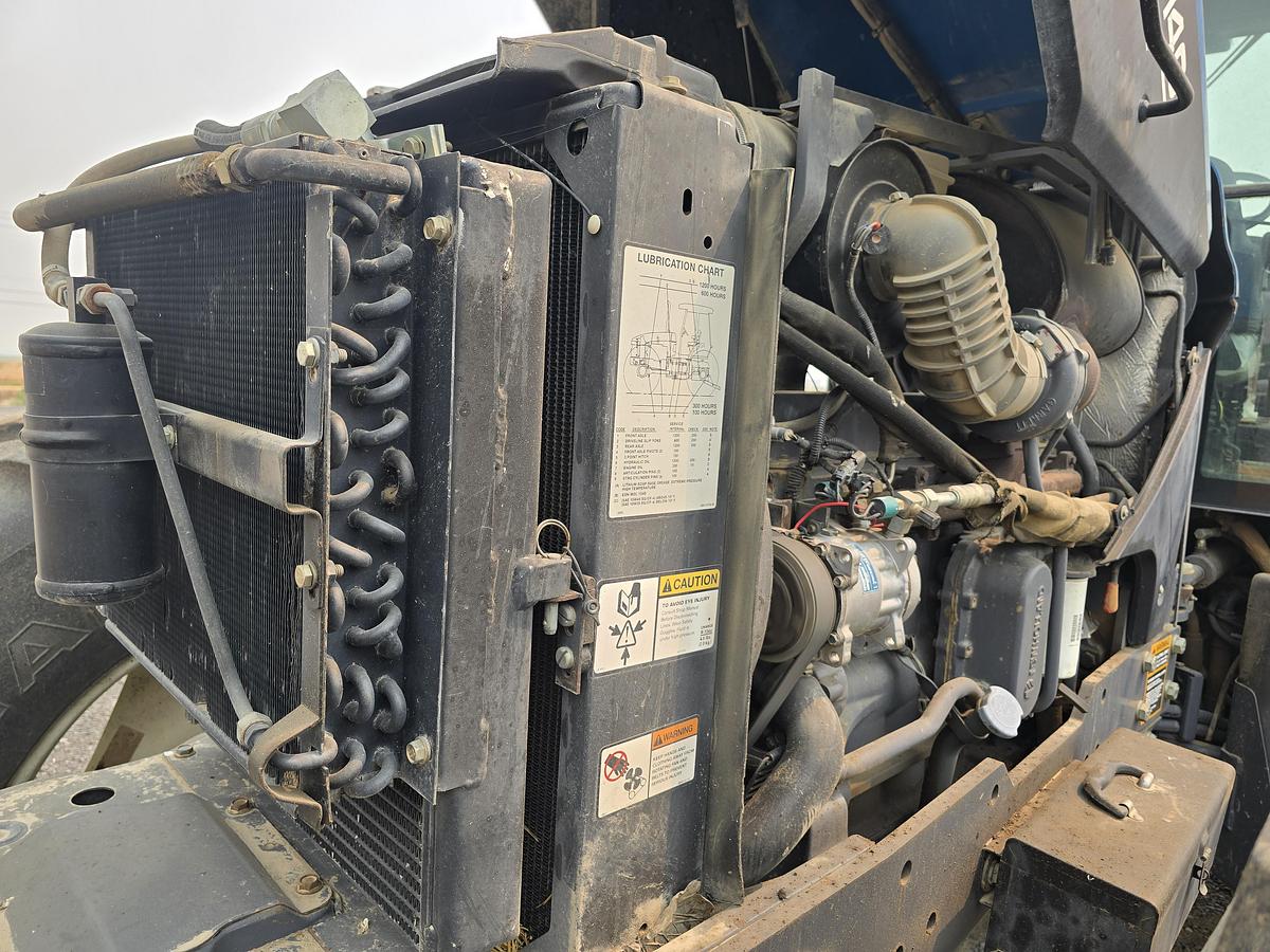 Used New Holland TV140 Bi-Directional Tractor w/ 3200 hrs