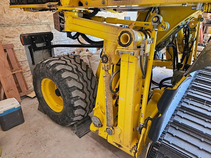 Used 30' ROC RT1000 Hay Merger