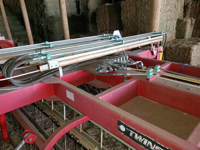 Used 2007 TwinStar 2030 Rake