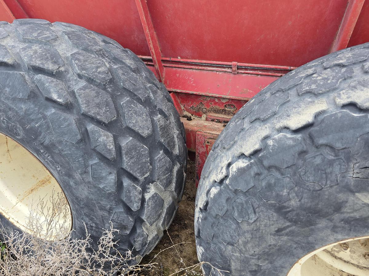 Used 2014 Meyer 8865 Manure Spreader