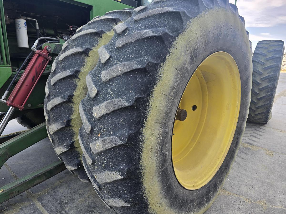 Used 1990 John Deere 8960 Tractor w/ Silage Blade
