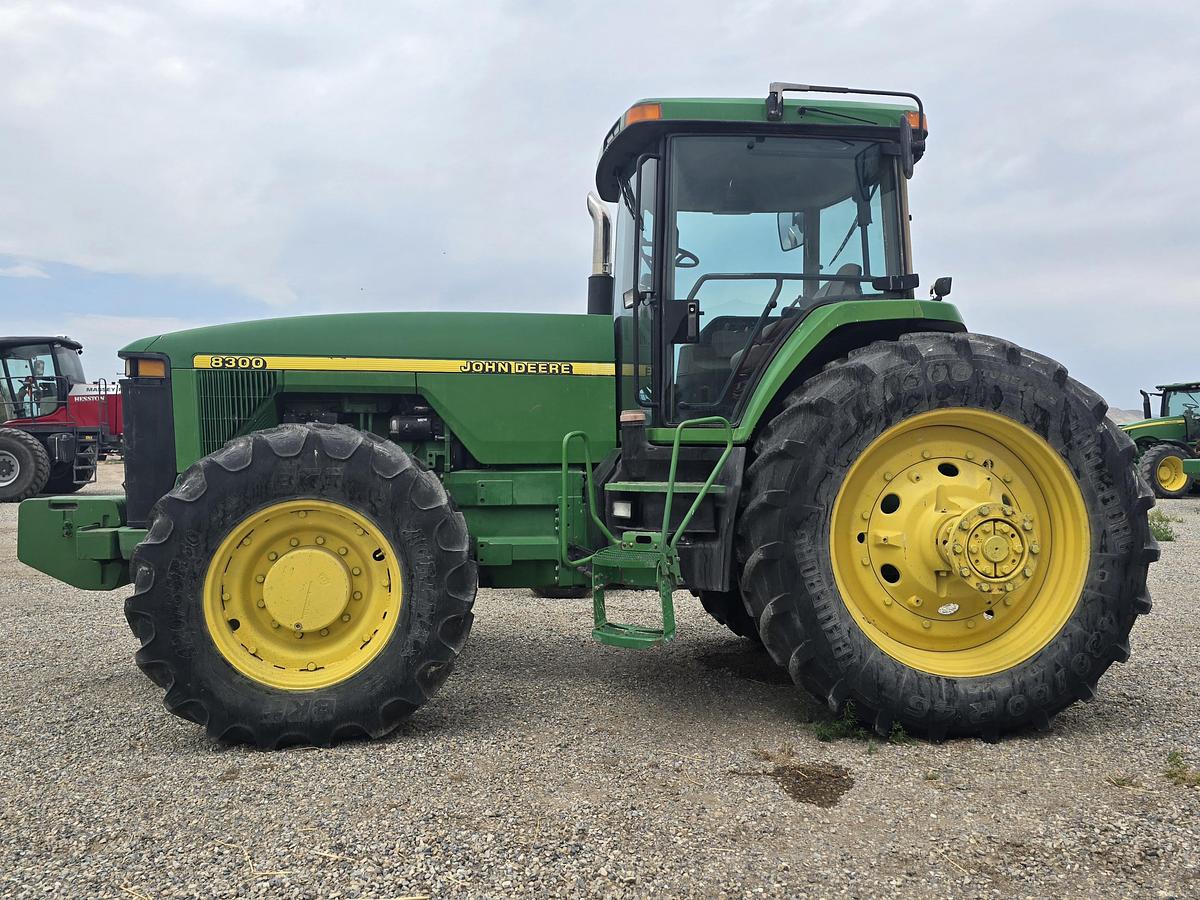 Used 1997 John Deere 8300 Tractor w/ 9800 hrs