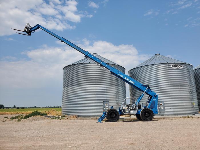 Used 2006 Genie GTH-1056 Telehandler w/ 3800 hrs