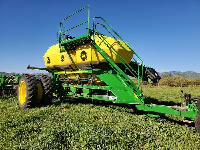 Used 2021 John Deere 730 / 1910 Air Drill